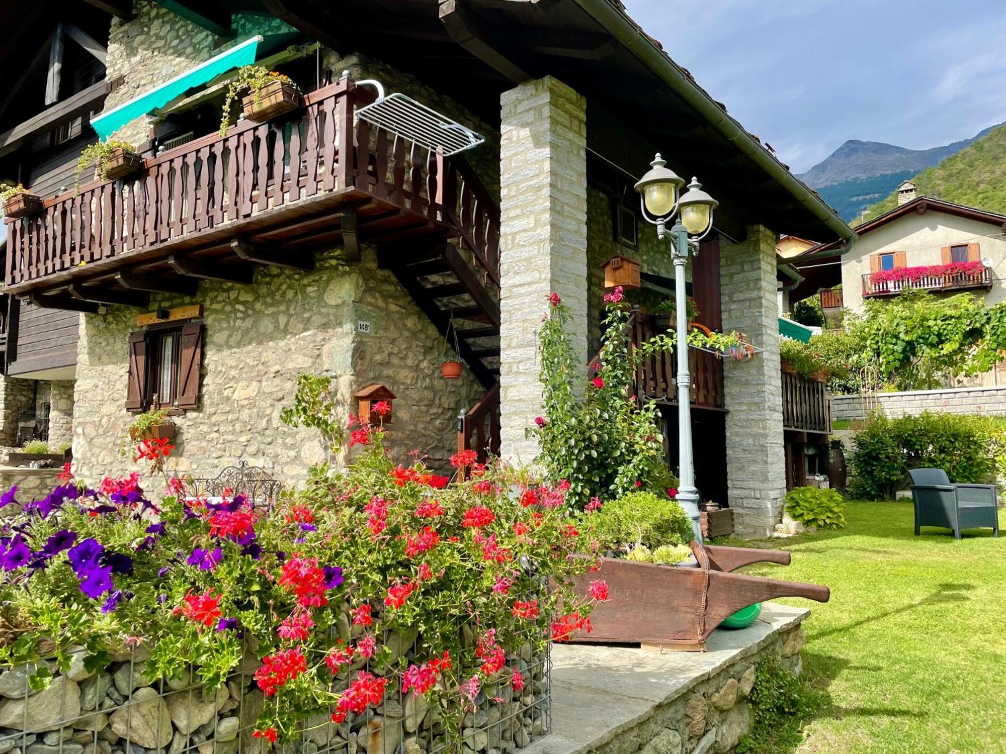 Maison La Chapelle Aosta Eksteriør bilde